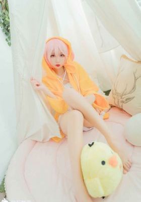 亚州伊人色欲综合网色_BD英语在线播放观看