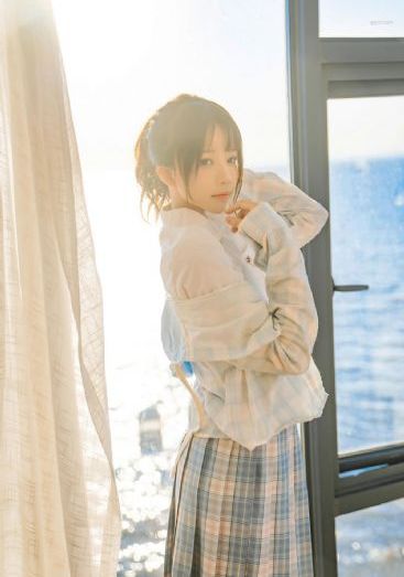 美女裸体无遮挡无内衣正面给我看_HD在线手机播放