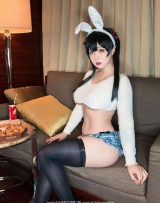 杨毅成为校霸的原因_DVD高清免费观看